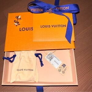 Louis Vuitton Louisette Stud Earrings